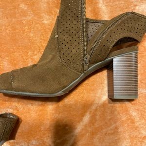 Cognac suede ankle boots. Size 7.5